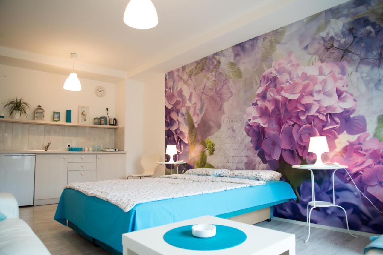 Blue Apartman Ni Exterior foto